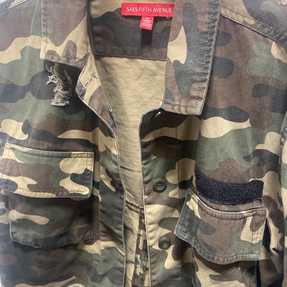 Saks Fifth Avenue crop jacket with flag patches - Picture 3 of 3